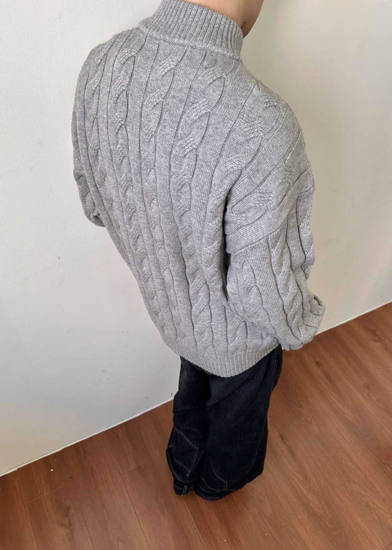Men's Quarter-Zip Cable Knit Sweater